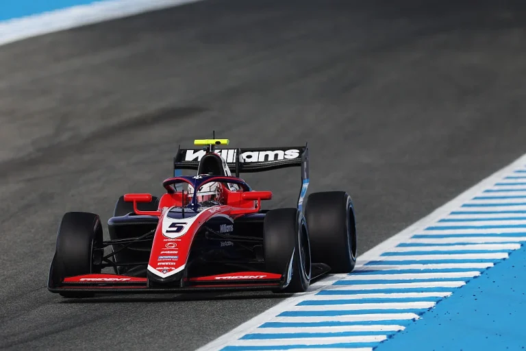 Nakamura-Berta bate Conalghi por 0s002 e lidera 1º dia de testes da F3 em Jerez. Clerot é 11º