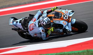 Fernández puxa trinca da Aprilia em dia de treinos da MotoGP na Indonésia. Moreira é 18º